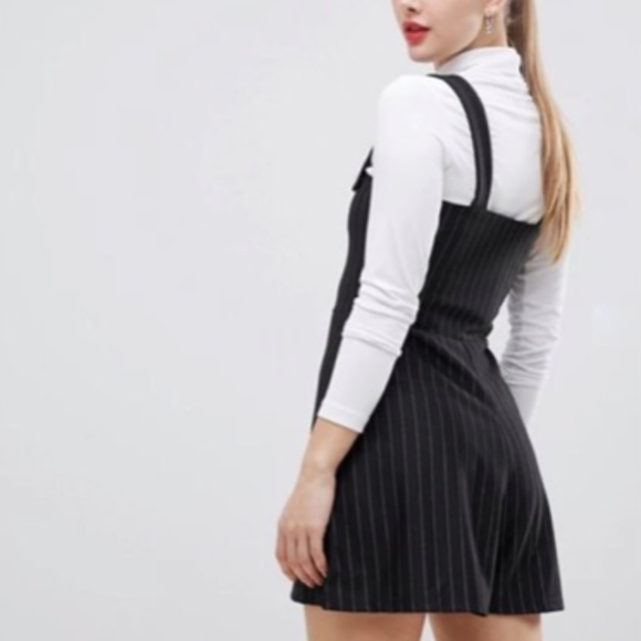 NWT ASOS DESIGN minimal romper with zip front - Picture 2 of 7